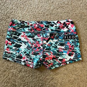 Fleo Shorts